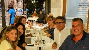 Clientes restaurante Café de la Bourse